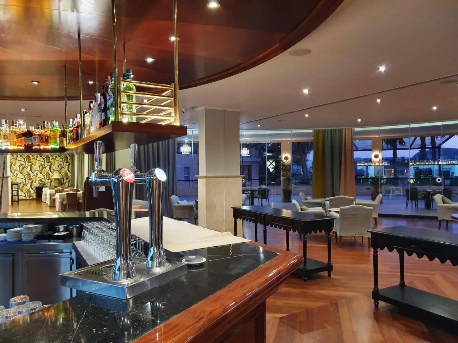 Golf Hotel 4*
